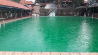 Latihan renang itu di luar jadwal kuliah dan praktikum sehingga tidak ada asisten dari pihak kampus IPB. 