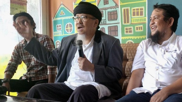 Menga onlayn porno filmlar Porno: Ozarbayjonlar xotinlarini sikishadi