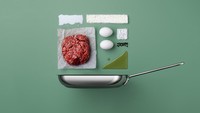 Kalau ini resep daging giling yang bisa dibuat dengan pan aluminium. Mikkel turut menampilkan telur, lada, minyak dan garam sebagai bumbu resep. Foto: Mikkel Jul Hvilshoj