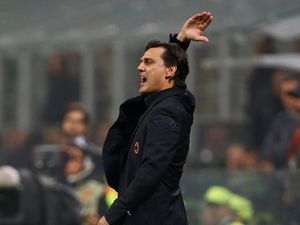 Mengeluh Soal VAR, Montella Malah Disindir Wasit