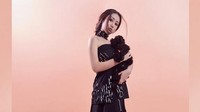Hal tersebut menimbulkan komentar dan heboh di dunia maya. (Dok. Instagram/kathyindera)