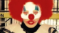 Mungkin ini akan menjadi kostum favorit di tahun ini, seperti yang dilakukan Madonna pada tahun lalu. Ia tampil seperti Pennywise dari film It. (Dok. Instagram/madonna)