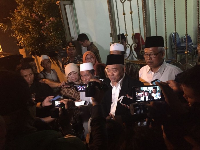 Pasangan Khofifah Diumumkan November Mendatang