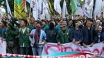 Massa Aksi 3 Tahun Jokowi-JK Injak-injak Kawat Berduri