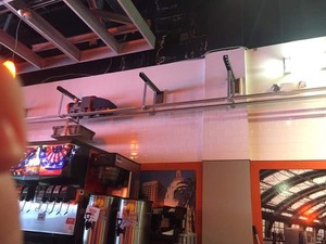 Restoran Ini Antar Makanannya Pakai Kereta