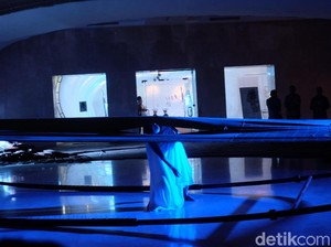 Pertunjukan Ayun Ambing Buka Pameran Seni Budaya Gendongan Bayi