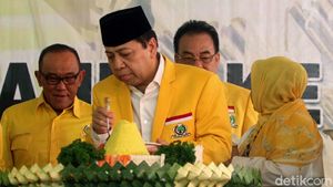 Novanto Gelar Tasyakuran HUT Golkar