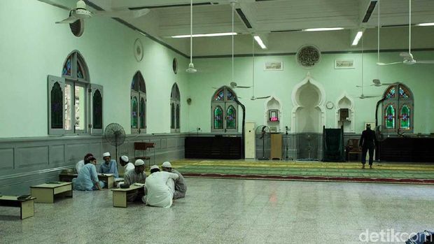 Suasana masjid tertua di Hong Kong (Randy/detikTravel)