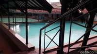 Mereka berenang sejak pukul 07.00 WIB. Kecelakaan yang dialami Timotius diperkirakan terjadi pada rentang pukul 10.00-11.00 WIB.