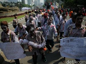 Zombie Serbu Istana Tagih Janji Jokowi-JK