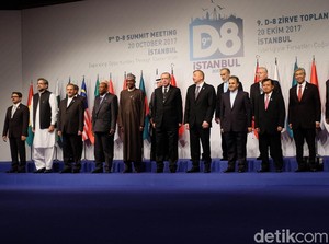 JK hingga Erdogan Hadiri KTT D-8 di Istanbul