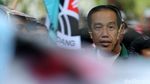 Massa Aksi 3 Tahun Jokowi-JK Injak-injak Kawat Berduri