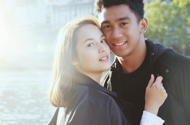 Walau sudah umbar kemesraan di media sosial, Daffa belum mau berbicara soal kisah cintanya dengan Chelsea.  Foto: Dok. Instagram