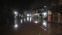 Banjir merendam sejumlah titik di Jalan Kemang Utara IX Jakarta Selatan (Bil Wahid/detikcom)