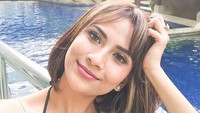 Senyum manis Vanessa mampu membuat pria jatuh hati. (Dok. Instagram/vanessaangelofficial)
