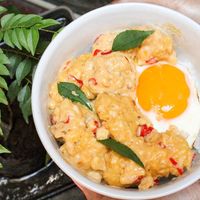 Special Price For Nasi Ayam Saos Telor Asin From Resto Bebek