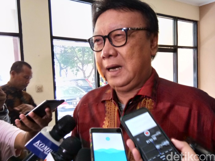 Emil Dardak ke Pilgub Jatim, Mendagri Bicara soal Etika Politik