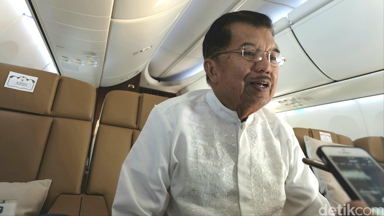 Novanto Polisikan Pembuat Meme, JK: Itu Kan Karikatur, Itu Ekspresi Novanto Polisikan Pembuat Meme, JK: Itu Kan Karikatur, Itu Ekspresi