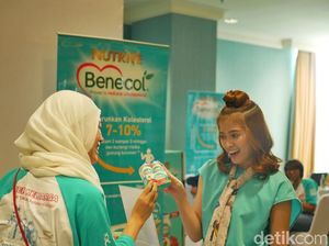 Mengaku Sibuk, Chika Jessica Jaga Kebugaran dengan Jalan-jalan di Mal