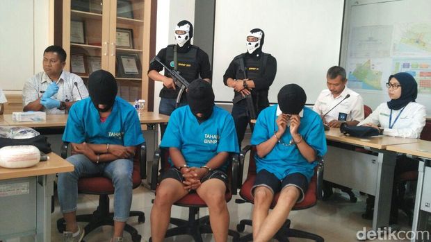 Petugas Bandara Adisutjipto Yogya Gagalkan Penyelundupan 2,2 Kg Sabu