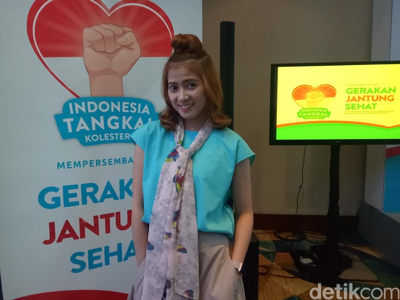 Suka Jalan-Jalan, Chika Jessica Tak Takut Kolesterol Tinggi Suka Jalan-Jalan, Chika Jessica Tak Takut Kolesterol Tinggi