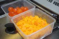 Punya Kentang Goreng? Buatkan Saja Saus Telur Asin yang Gurih Enak