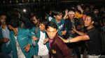 Foto: Polisi Bubarkan Aksi Mahasiswa di Depan Istana