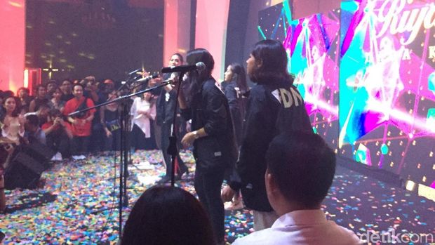 Bergembira di Suara Disko 'Langgam Kahyangan' 