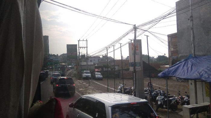 One Way Berlaku, Lalin Puncak Arah Jakarta Ramai Lancar