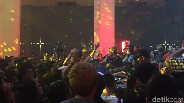 Bergembira di Suara Disko 'Langgam Kahyangan' 