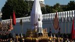 Melihat Latihan Prosesi Pemakaman Raja Thailand