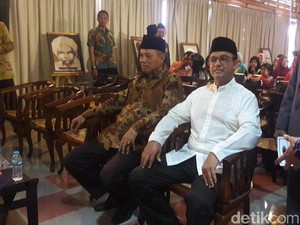 Di Santri of The Year, Anies Sebut akan Tingkatkan Kualitas Ponpes