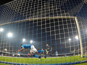 Handanovic Dipuji, Inter Disebut Setara Napoli