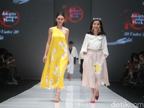 Desainer Indonesia Bhineka dan Berkarya di Perayaan 10 Tahun JFW 