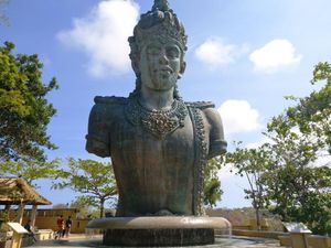 Cuma Punya 3 Jam di Bali, Ini Pilihan Destinasinya