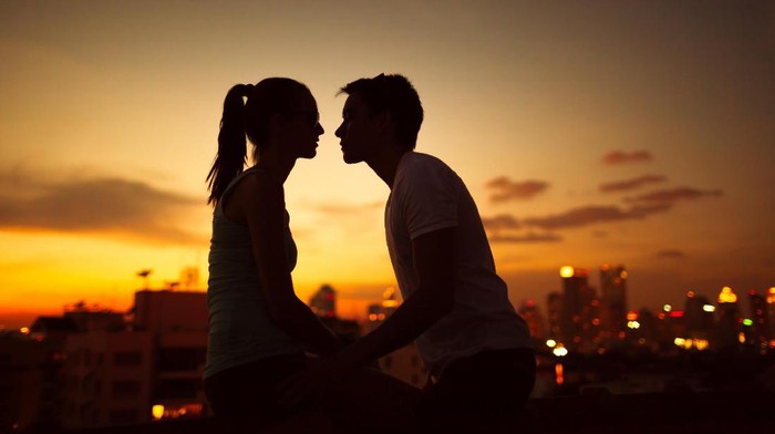 Bercinta di ruang terbuka bisa jadi salah satu variasi hubungan intim. Temukan tempat yang tepat agar bercinta makin panas dan menyenangkan. Foto: ilustrasi/thinkstock Bercinta di ruang terbuka bisa jadi salah satu variasi hubungan intim. Temukan tempat yang tepat agar bercinta makin panas dan menyenangkan. Foto: ilustrasi/thinkstock