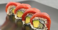 Hati-hati! 6 Hal Buruk Ini Bisa Terjadi Saat Anda Makan Sushi 