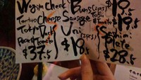 Perlu teliti kalau mau pesan menu di sini ya. Foto: Istimewa