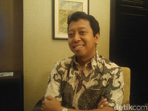 Romahurmuziy Dituntut 4 Tahun Penjara
