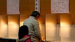 Foto: Warga Jepang Memilih Masa Depan