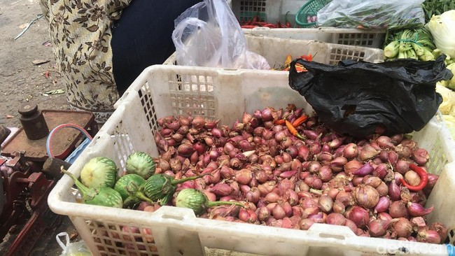 Harga Bawang dan Cabai Turun, Petani Ketar-ketir