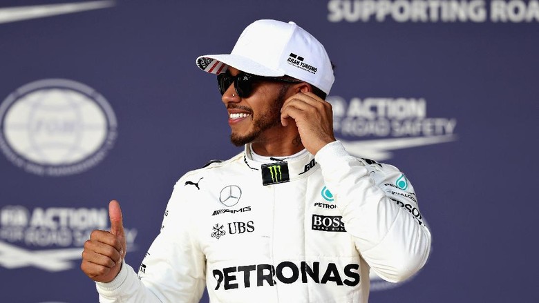 Lanjutkan Dominasinya, Hamilton Start Terdepan Lanjutkan Dominasinya, Hamilton Start Terdepan