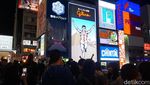 Foto: Berpose ala Ikonnya Dotonbori, Osaka