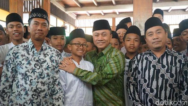 Hari Santri, Ketua MPR: Saatnya dari Ponpes Lahir Juara 