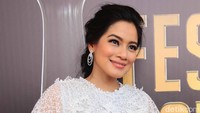 Titi Kamal kini tengah hamil anak kedua. Foto: Titi Kamal (Ismail/detikHOT)