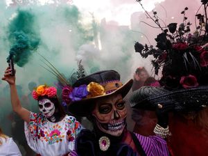 Parade Tengkorak-tengkorak Hidup di Meksiko