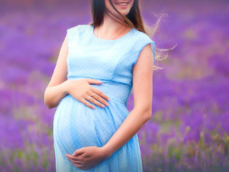 Tren Foto Maternity di Kalangan Artis Tren Foto Maternity di Kalangan Artis