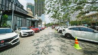 Honda Civic Type-R dibanderol harga sebesar Rp. 995.000.000,-