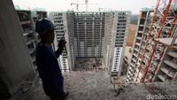Pengembang terus melebarkan sayapnya untuk mengembangkan properti di sisi luar Jakarta mengandalkan keberadaan jalan tol lingkar luar (JORR) dan LRT yang kini sedang dibangun.