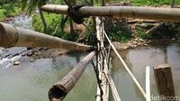Sudah Setahun Jembatan di Serang Ini Rusak, Warga Tunggu Bantuan